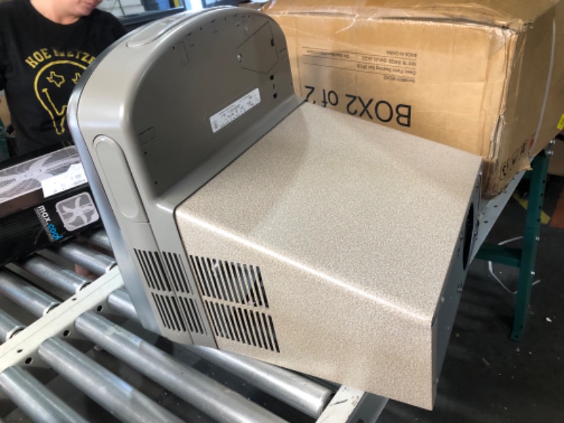 Photo 1 of ***INCOMPLETE - SEE COMMENTS***
Elkay EZS8WSLK EZH2O Bottle Filling Station with Single ADA Cooler, Non-Filtered 8 GPH, 46.30 x 18.30 x 19.00 inches, Light Gray Granite