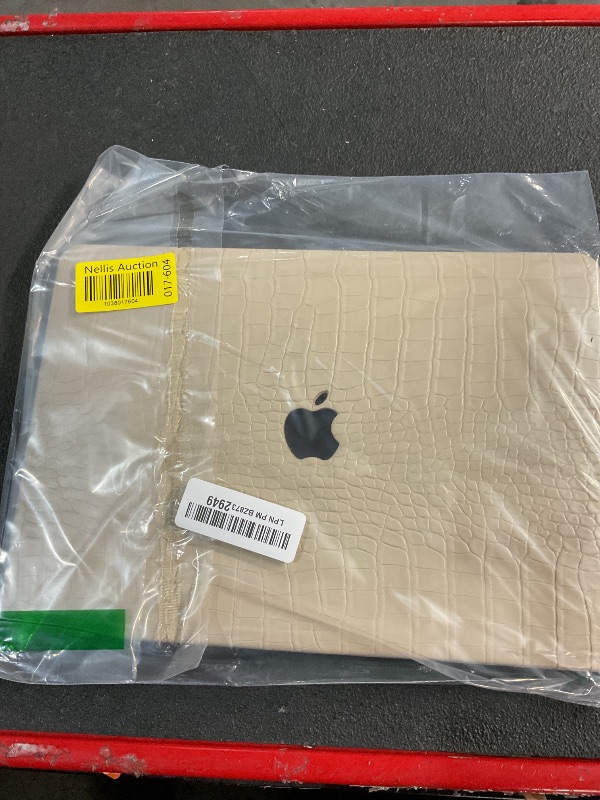 Photo 1 of (SEE NOTES) Funut for MacBook Air 13 Inch Case 2022 2021 2020-2018 Release M1 A2337 A2179 A1932 Touch ID, Crocodile MacBook Air M1 Case Leather Laptop Hard Shell Case & Keyboard Cover for Mac Air 13 Inch, Pudding