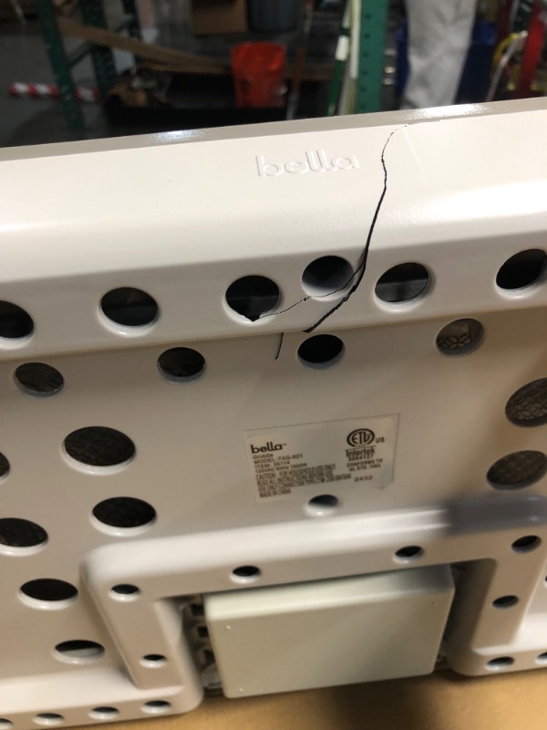Photo 1 of ****BROKEN IN FRONT****bella 12" x 22" Electric Griddle with EverGood™ Ceramic Nonstick Coating, Removable Temperature Probe, Dishwasher-Safe Drip Tray & Cool Touch Handles, Cook up to 15 Eggs, 1500 Watt, Oatmilk
