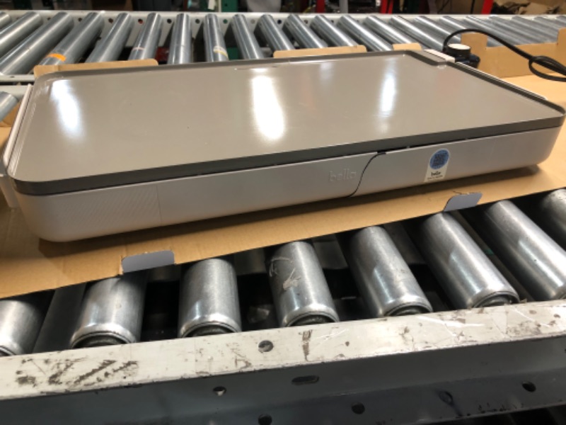 Photo 1 of ****BROKEN IN FRONT****bella 12" x 22" Electric Griddle with EverGood™ Ceramic Nonstick Coating, Removable Temperature Probe, Dishwasher-Safe Drip Tray & Cool Touch Handles, Cook up to 15 Eggs, 1500 Watt, Oatmilk
