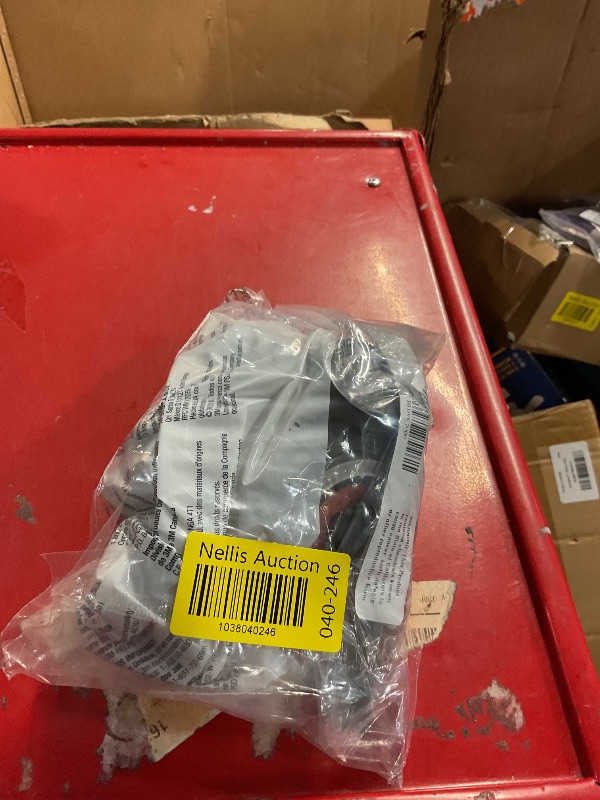 Photo 1 of ***(PARTS ONLY/ NON REFUNDABLE/ NO RETURNS OR REFUNDS)***
3M Safety 142-6100 6000 Series, Small Reusable Half Face Mask Respirator