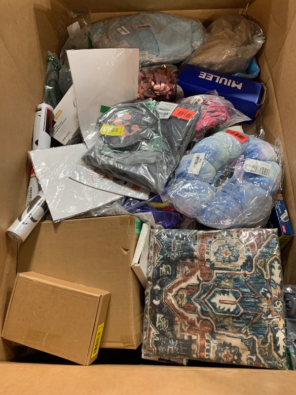 Photo 1 of *USED* NELLIS AUCTION MIX BUNDLE