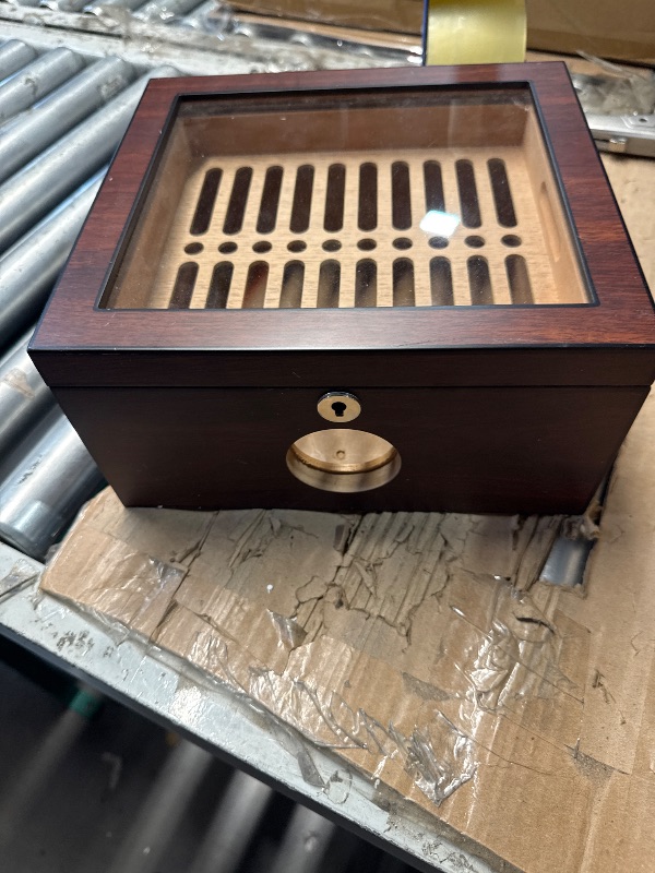 Photo 1 of (MISSING THE HUMIFYER) Premium Cigar Humidor for 25-50 Cigars - Elegant Humidor humidor with Hygrometer and Humidifier - Cedar Lined Cigar Box for Optimal Humidity Control (Mahogany-Digital)