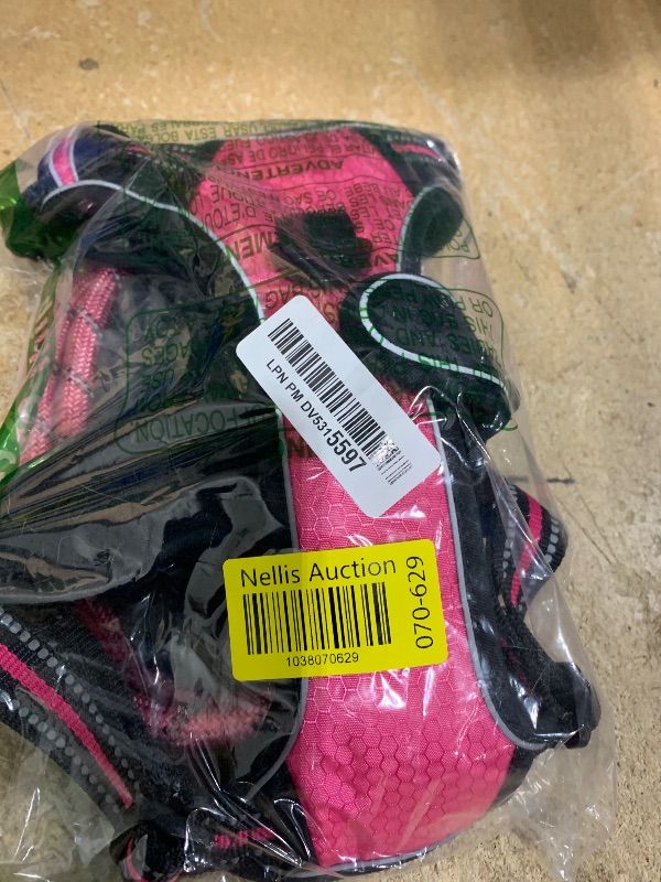 Photo 1 of LARGE 
tobeDRI No Pull Dog Harness Adjustable Reflective Oxford Easy Control Large Dog Harness with A Free Heavy Duty 5ft Dog Leash (M (Neck: 14.5"-20.5", Chest: 22"-28"), Pink Harness+Leash)