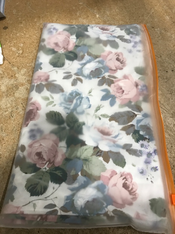 Photo 1 of SUPERFINDINGS Cloth Book Protector A5 Paperback Book Cover Protector White Rectangle Scrapbook Cover with Flower Pattern Fabric Book Sleeve Cover Protector for Hardcover Softcover Book Novels