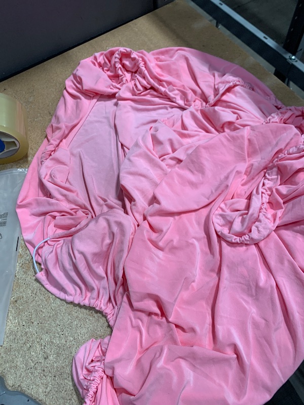 Photo 1 of *UNKNOWN SIZING* LIGHT PINK  COVER  STAND