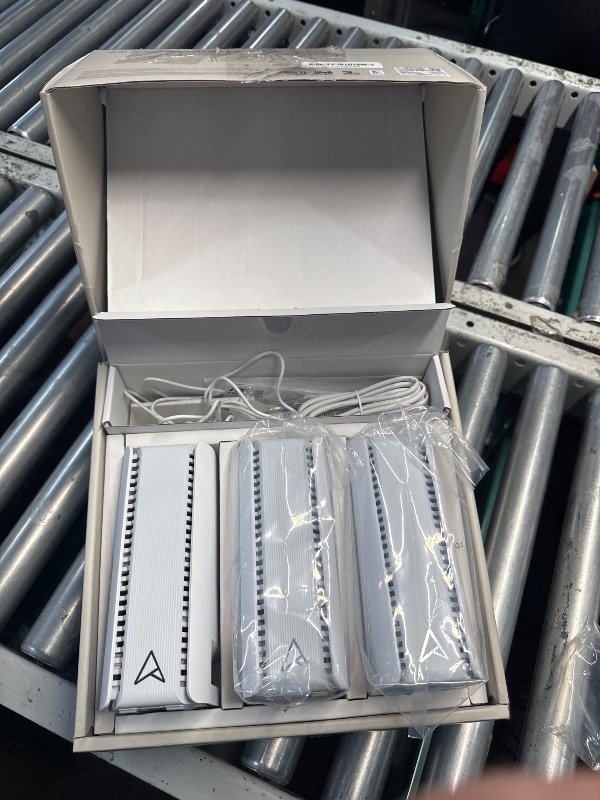 Photo 1 of ASUS ZenWiFi BT6 Tri-Band WiFi 7 Mesh, 9.4 Gbps, 7600 sq.ft. (3pk), 2.5G WAN Port, Security and Parental Controls Included, Smart Home Master SSIDs, 4G & 5G Mobile Tethering- BT6 (W-3-PK)