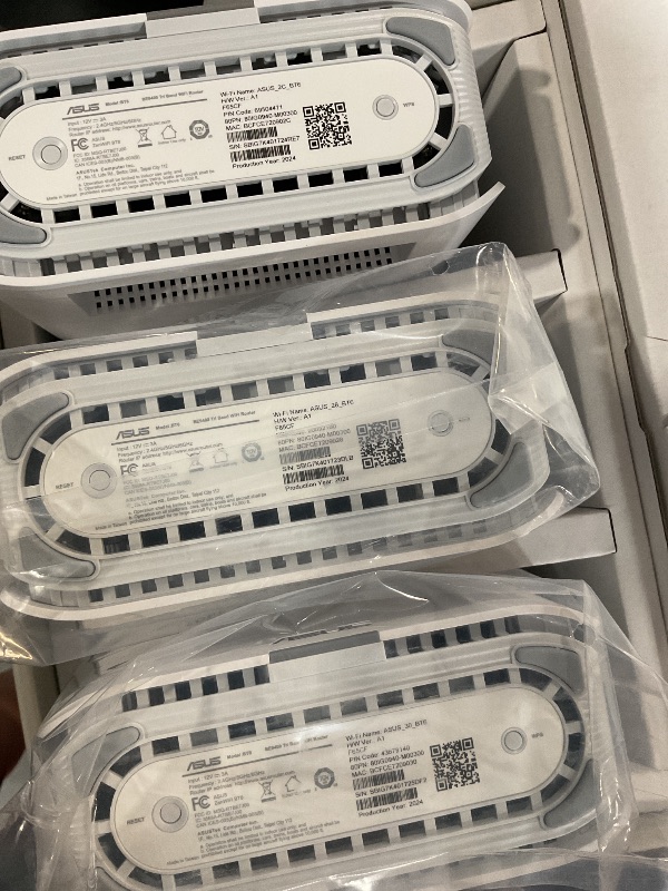 Photo 1 of ASUS ZenWiFi BT6 Tri-Band WiFi 7 Mesh, 9.4 Gbps, 7600 sq.ft. (3pk), 2.5G WAN Port, Security and Parental Controls Included, Smart Home Master SSIDs, 4G & 5G Mobile Tethering- BT6 (W-3-PK)