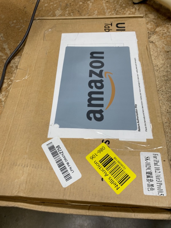 Photo 1 of LAMA Wireless Keyboard Case with Mouse for iPad 10.2" 9th 8th 7th Generation, Detachable Bluetooth Keyboard with Pencil Holder for iPad 10.2 Inch/iPad Air 10.5"(3rd Gen)/iPad Pro 10.5 in, Black