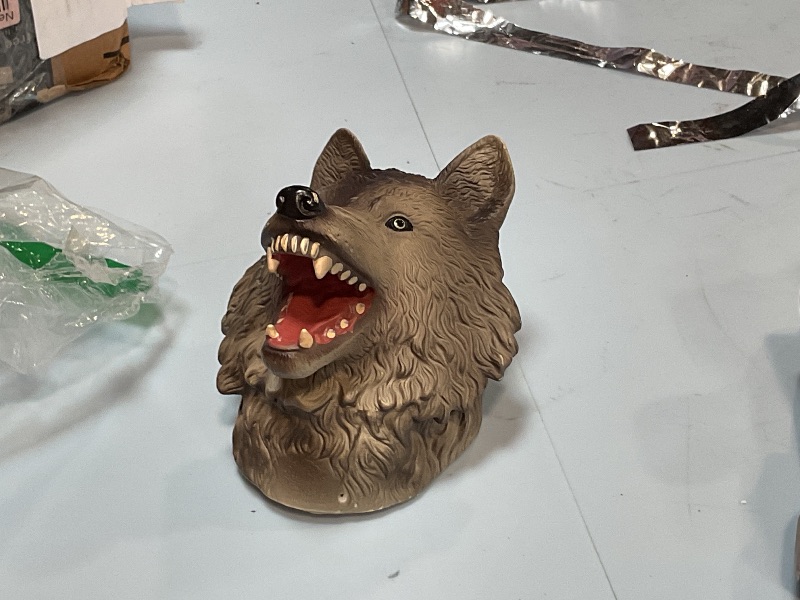 Photo 1 of Small plastic work mask for small animal or decorations 