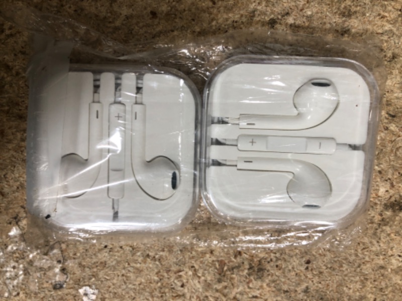 Photo 1 of 2 pack wired headphones audio port 