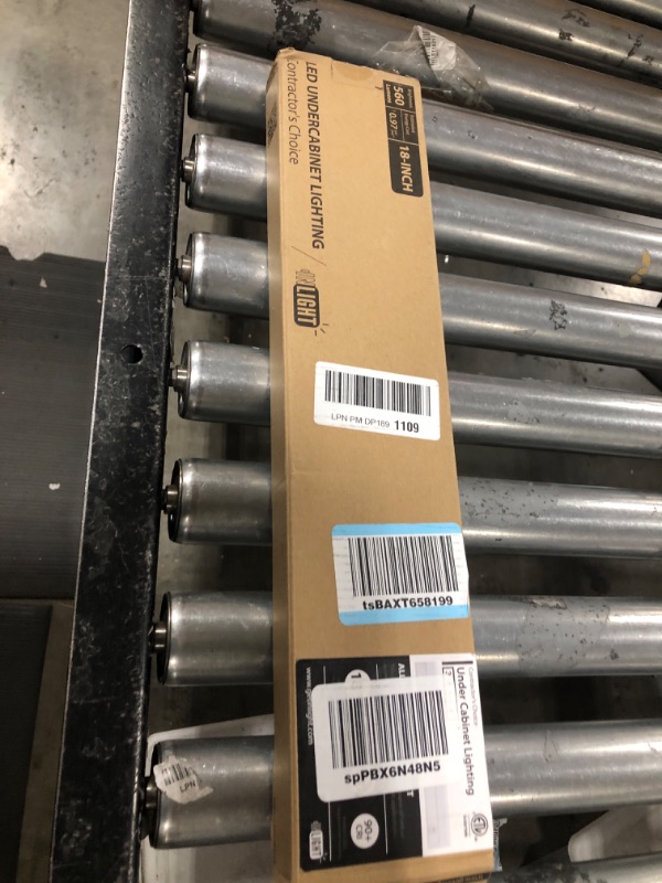 Photo 1 of GETINLIGHT 18-inch Hardwired Only 3 Color LED Under Cabinet Lighting, Soft White(3000K), Bright White(4000K), Daylight White(5000K), Dimmable, Matte White Finished, ETL Listed, IN-0201-12-WH-345K