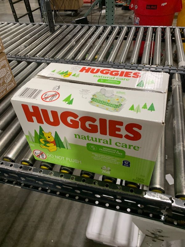 Photo 1 of Huggies Natural Care Sensitive Baby Wipes, Unscented, Hypoallergenic, 99% Purified Water, 12 Flip-Top Packs (768 Wipes Total)