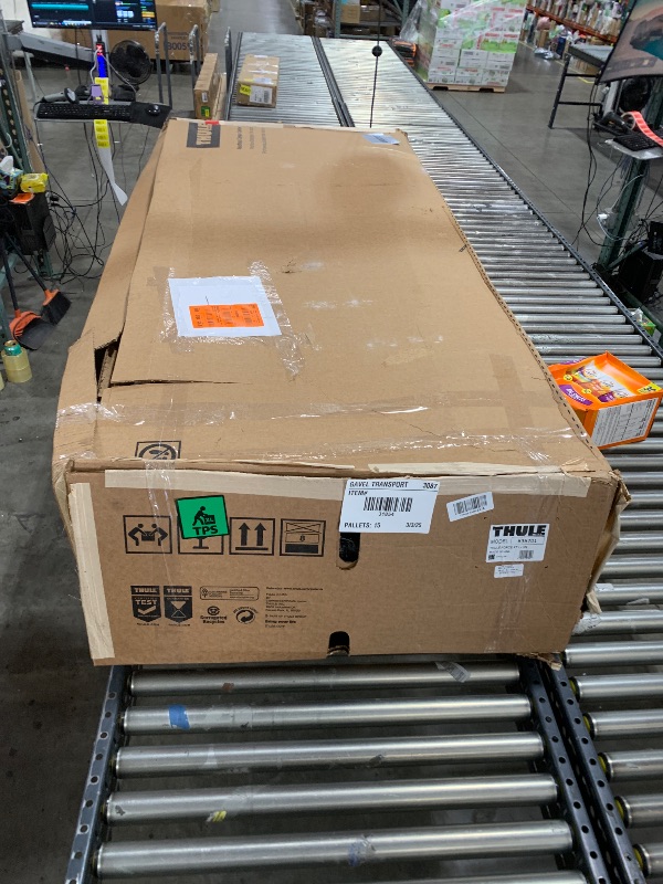 Photo 1 of Thule Force XT Rooftop Cargo Box, Large,Matte Black