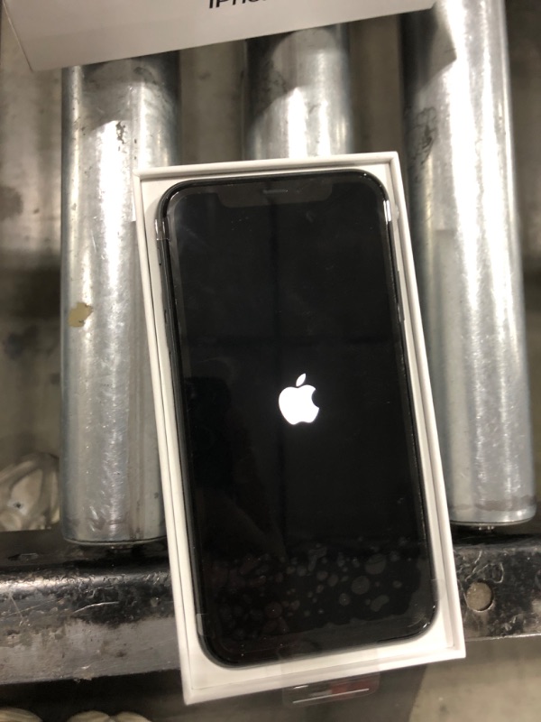 Photo 3 of Apple iPhone 11 (128GB) - Black (T-Mobile)