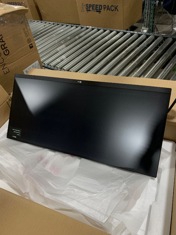 Photo 3 of LG UltraWide WFHD 29-Inch FHD 1080p Computer Monitor 29WN600-W, IPS with HDR 10 Compatibility, Silver