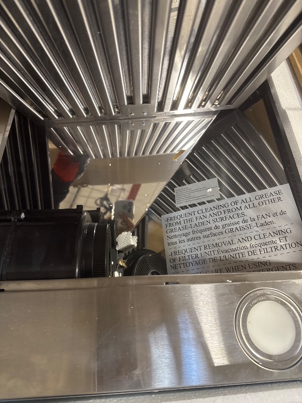 Photo 1 of FIREGAS Range Hood 30 inch, Wall Mount Kitchen Hood in Stainless Steel With Ducted/Ductless Convertible, Stove Vent Hood with Permanent Filters, 3 Speed Exhaust Fan, LED Lights, Touch Control
