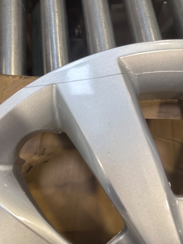 Photo 1 of Wheel Rim 10-Spoke Silver (Model Unknown)