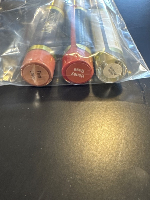 Photo 1 of Pack of 3 LipSense GLOSS - Moisturizing Lip Gloss by Senegence (Random 3 Colors), 
