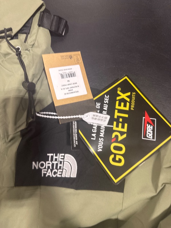 Photo 1 of The North Face 1990 Gore Tex Mountain Jacket Olive Green Size Med 
