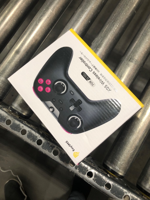 Photo 1 of EasySMX X05 2.4g Wireless Gaming Controller for PC/Steam/iPhone/Android/Switch - Bluetooth Controller Gamepad with Hall Effect, RGB Lights and Turbo, Anti-Drift Controller