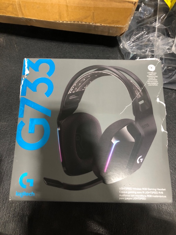 Photo 1 of Logitech G733 Lightspeed Wireless Gaming Headset with Suspension Headband, Lightsync RGB, Blue VO!CE mic technology and PRO-G audio drivers - Black