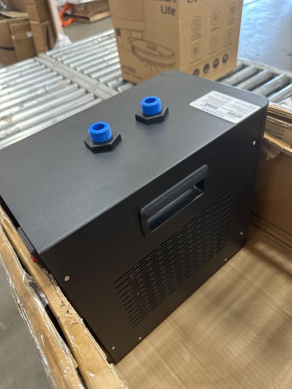Photo 1 of BAOSHISHAN Aquarium Chiller 42gal 1/10 HP Water Cooler Fish Tank Chiller Special Quiet Design Refrigeration Compressor for hydroponics Water weeds Jellyfish Coral Crystal Shrimp (42gal/160L)