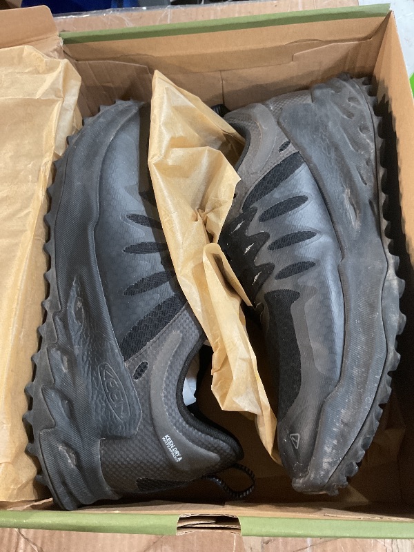 Photo 1 of (DIRTY) (SIGNS OF USE) (SIZE 9.5) 
KEEN Men's Zionic Low Height Waterproof All Terrain Hiking Shoes, Black/Steel Grey, 9.5