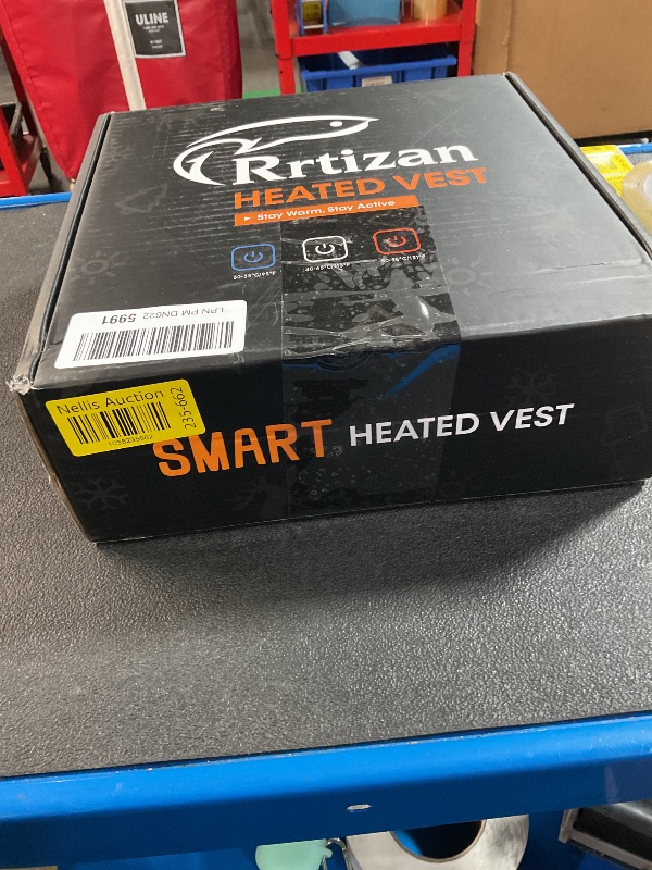 Photo 1 of ***STOCK PHOTO REFERENCE ONLY***Rrtizan Heating Vest for Men,Lightweight Heated with Battery Pack,Electric Heating Vests with 3 Heating Levels, 12 Heating Zones for Winter Outdoor Hunting Skiing(0086,MEDIUM)