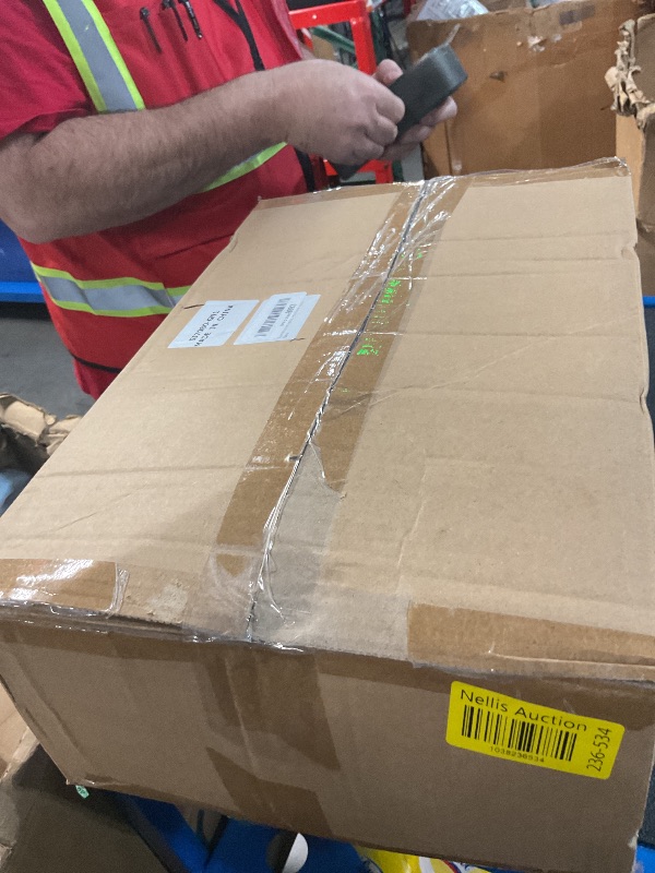 Photo 1 of OUSHENG Solar Lighted Palm Tree for Outside Patio, 6' 3 Trunks Outdoor Christmas Decoration Decor, Light Up LED Artificial Trees Lights for Bar Home Party Yard Pool Porch Deck Tropical