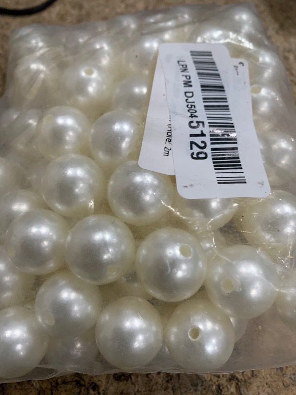 Photo 1 of arricraft About 120 Pcs 20mm Large Pearl Beads, Acrylic Round Beads, Creamy White Loose Beads for Jewelry Making, Pearls for Crafts, White Craft Beads, Party Home Decoration (Hole: 2mm)