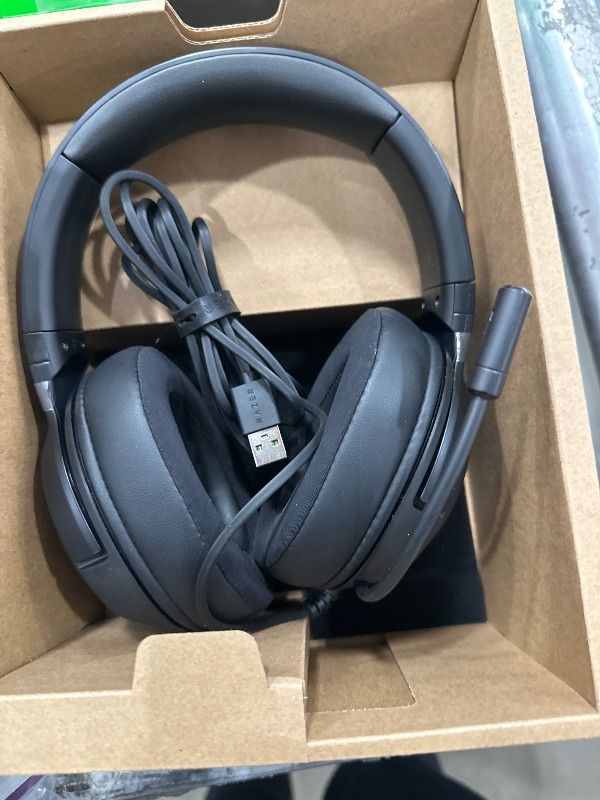 Photo 1 of (for parts) Razer Kraken V3 X Wired USB Gaming Headset: Lightweight Build - Triforce 40mm Drivers - HyperClear Cardioid Mic - 7.1 Surround Sound - Chroma RGB Lighting - Black