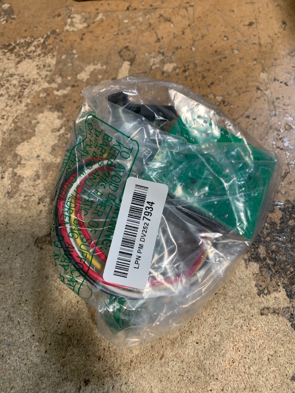 Photo 1 of Aumzong Ignition Key Switch Module,Compatible with John Deere LX255 LX266 LX277 LX279 LX280 LX288 GX255 GX325 GX335 Replace AM132500