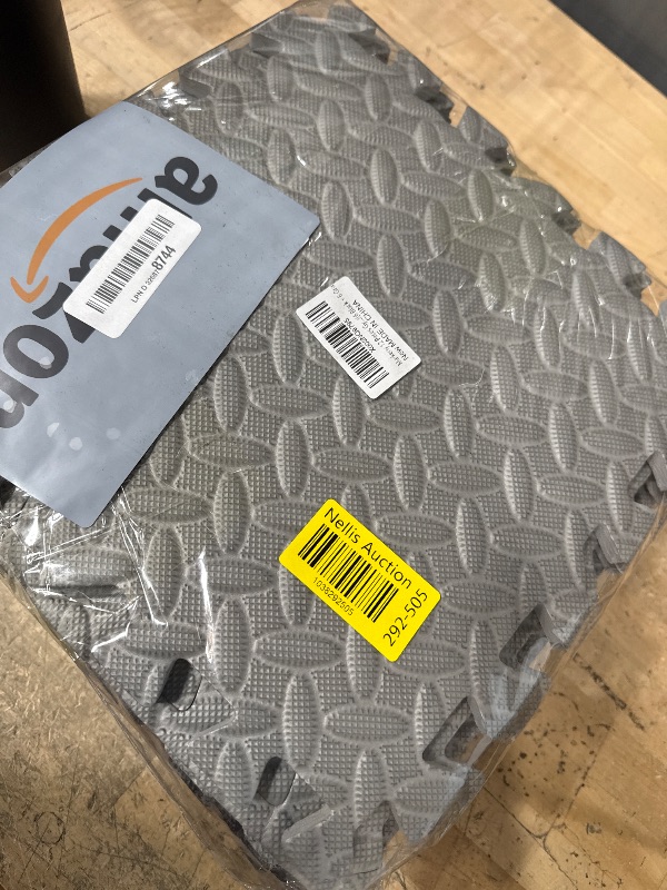 Photo 1 of 12 Peces Gym Home Flooring Mats, Markeny Exercise Workout Mat Set Interlocking Floor Mats for Exercise Equipment(6 Black + 6 Gray)
