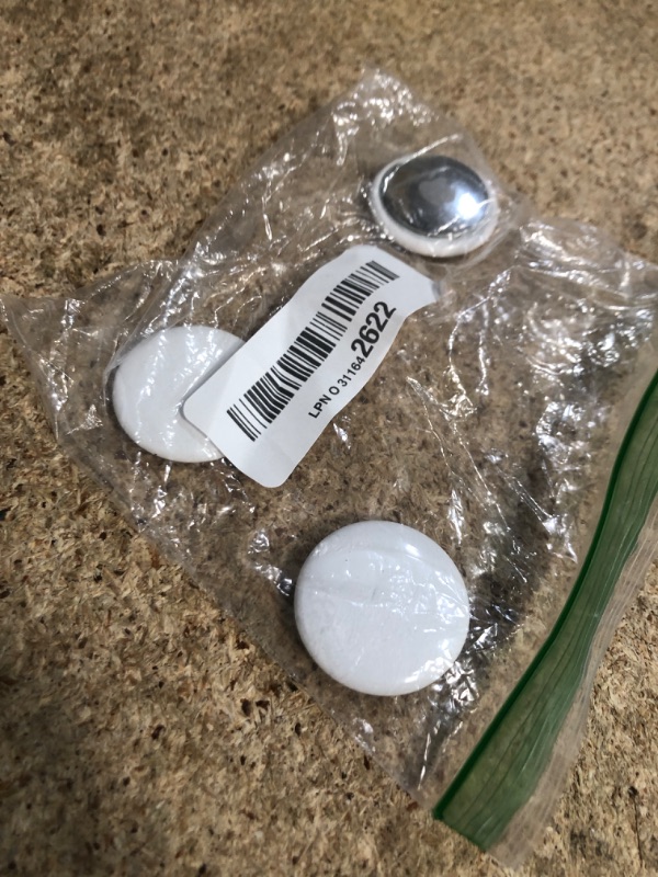 Photo 1 of Apple AirTag 4 Pack