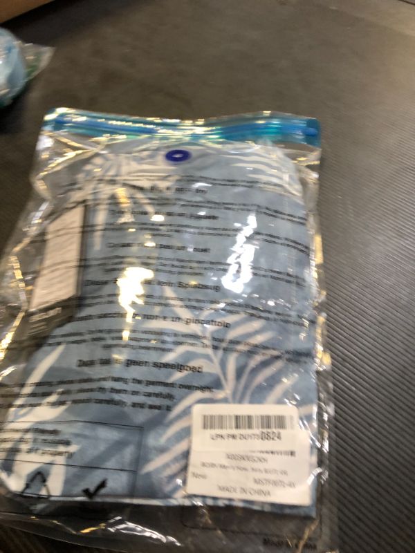 Photo 1 of BOJIN Men's Hawaiian Shirts Casual Beach Aloha Tropical Short Sleeve Shirts BJ071 4XL