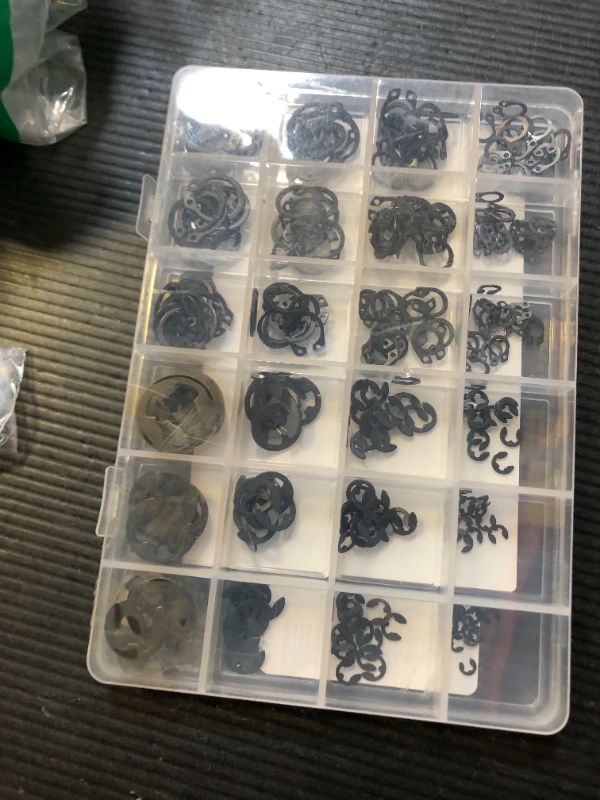 Photo 1 of Mariyandh 324Pcs E-Clips Assortment Set(2.0mm-12mm) and External Retaining Rings, Snap Rings Assortment Kit,C Clips Assortment (M5-M16),Carbon Steel Circlip 24 Sizes