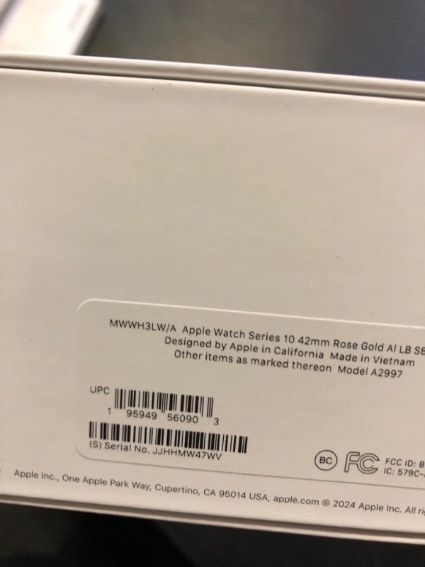 Photo 1 of apple watch series 10 rose gold 