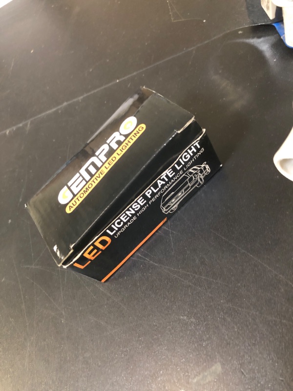 Photo 1 of Gempro 2Pcs Dynamic Smoked Amber LED Side Marker Turn Signal Light Compatible with Golf4 MK4 GTI R32 Jetta Passat B5 Lupo Polo Sharan Vento Fox Amarok T5