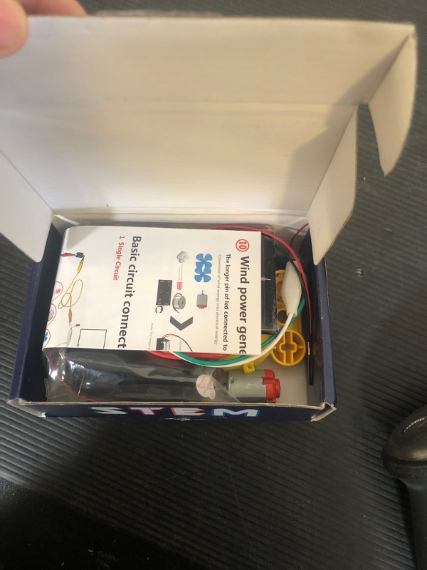 Photo 1 of Delinx 60W 12V PC Fan Power Supply, 3-pin 4-Pin Computer Cooler Fans Speed Controller, LED Lighting Brightness Cotnrol, 1 to 5 Way Splitter Cable,100-240vAC to 3-12vDC 5A Adjustable Fan Adapter