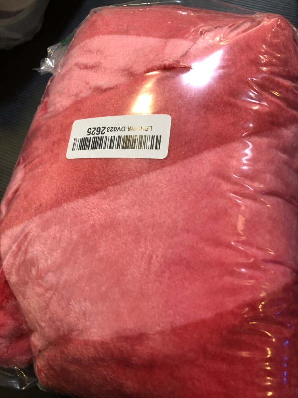 Photo 1 of PLEVONITH Rose Fleece Blanket for Bed - Soft Checkered Blanket Throw, Fuzzy Blankets & Throws 50x60 Inches for Home DéCor, Small Blanket for Women