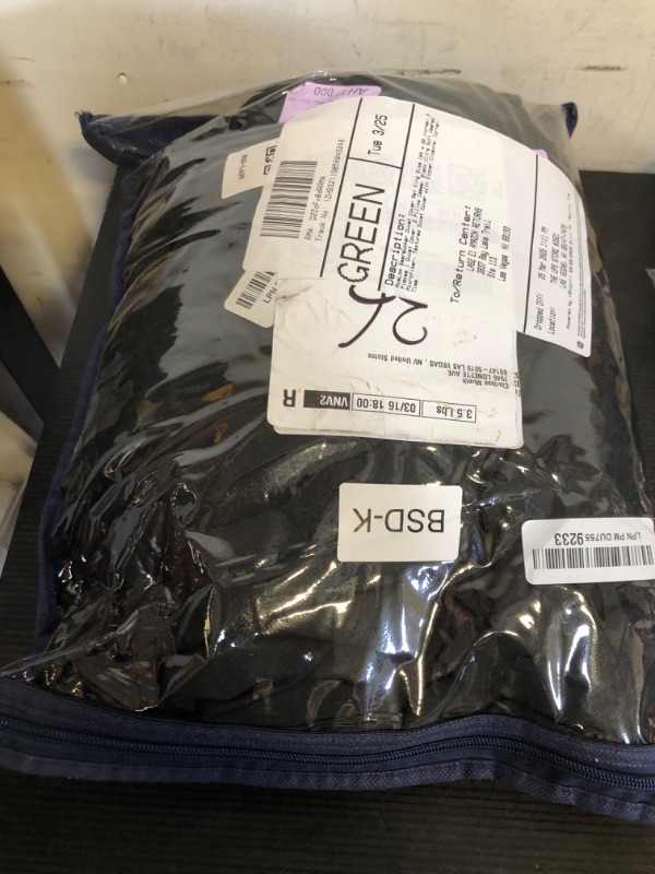 Photo 1 of AveLom Seersucker Duvet Cover Set King Size (104 x 90 inches), 3 Pieces (1 Duvet Cover + 2 Pillow Cases), Black Ultra Soft Washed Microfiber, Textured Duvet Cover with Zipper Closure, Corner Ties