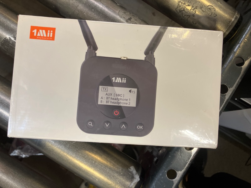 Photo 1 of 1Mii B06TX+ Long Range Bluetooth 5.2 Transmitter for TV/PC/Projector to 2 Wireless Headphones/Speakers, Bluetooth Adapter for TV w/Screen Display Plug n Play, aptX Low Latency & HD Audio
