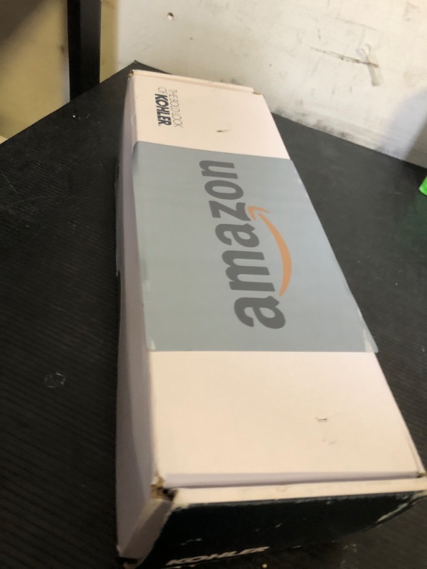 Photo 1 of SQUARE TOWEL ARM