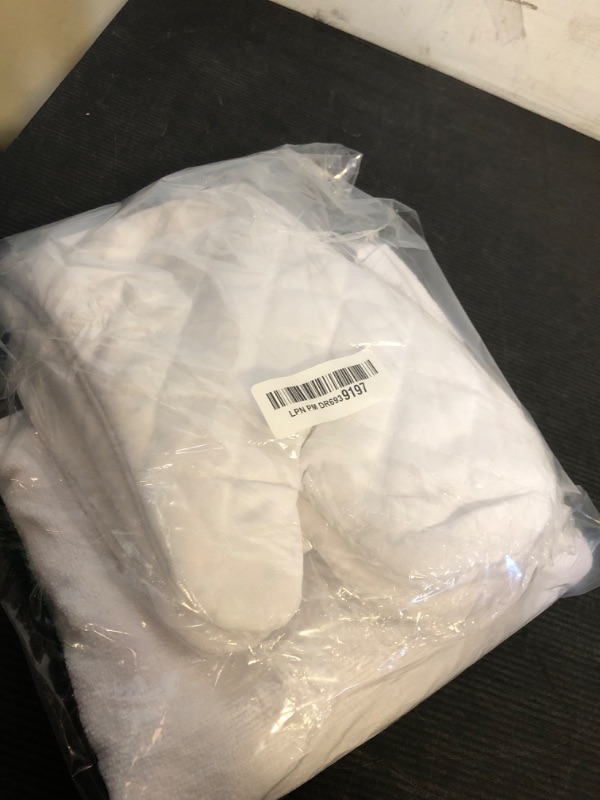 Photo 1 of 10 Pieces Blank Sublimation Oven Mitts Set Include 2 Sublimation Heat Resistant Oven Gloves 2 Blank Sublimation Hot Pads Pot Holders 2 Towels and 4 Dish Towels for Kitchen Cooking (White)