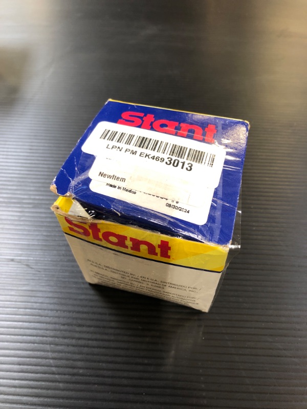 Photo 1 of Stant 10583 Locking Fuel Cap