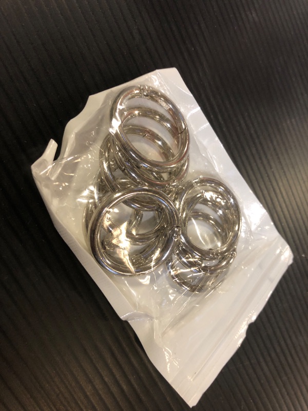 Photo 1 of 10Pack 1 Inch Metal Spring O Rings Clip Keychain, Round Carabiner Clips Keyrings Snap Hook Buckle, Purse Shoulder Bag Chain Rings Clip Replacement Paracord Keychain Lanyard Leather DIY Crafts (Silver)