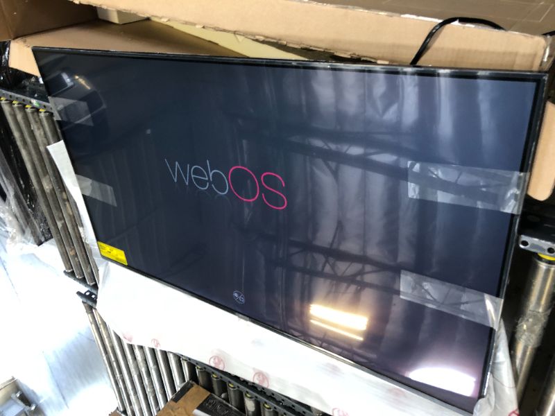 Photo 1 of LG 55-Inch Class UR9000 Series Alexa Built-in 4K Smart TV (3840 x 2160),Bluetooth, Wi-Fi, USB, Ethernet, HDMI 60Hz Refresh Rate, AI-Powered 4K