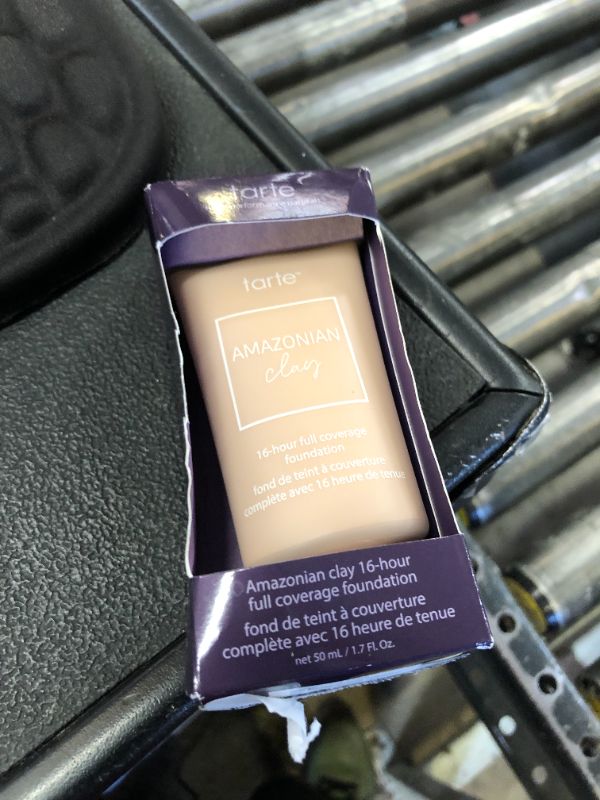 Photo 1 of tarte Amazonian clay 16-hour full coverage foundation - 14N ivory (fair skin with a balance of warm & cool undertones) - full size