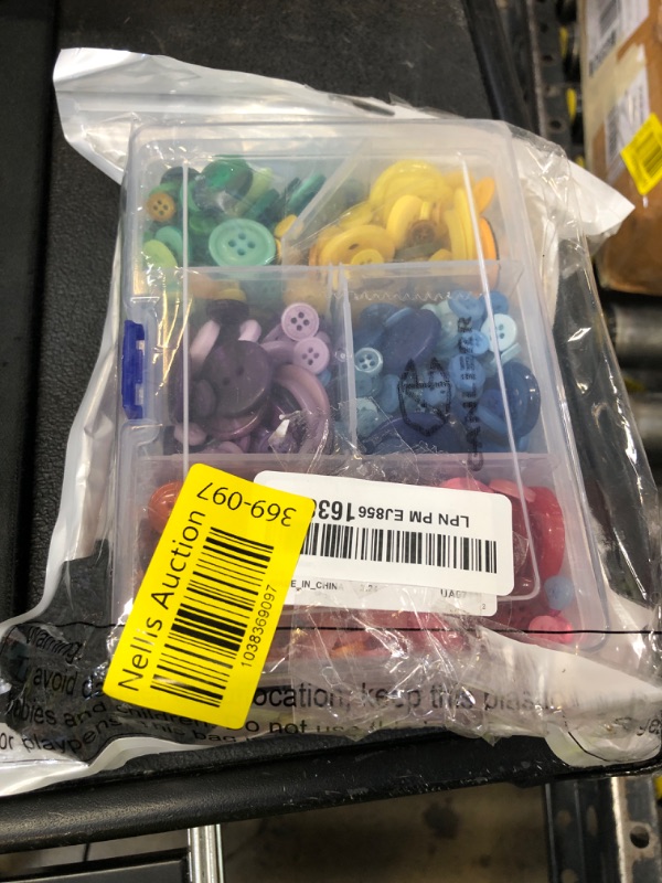 Photo 1 of Canlierr 600 Pcs Multicolor Assorted Buttons for Crafts Sewing Rainbow Resin Buttons with 6 Grid Plastic Storage Box for DIY Sewing Manual Painting Handmade Decoration, 2 Holes and 4 Holes